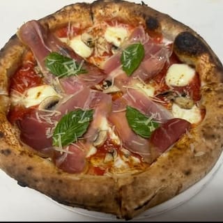 Pizza Prosciutto